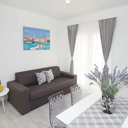 Villa Apartments Art Trogir Exterior photo
